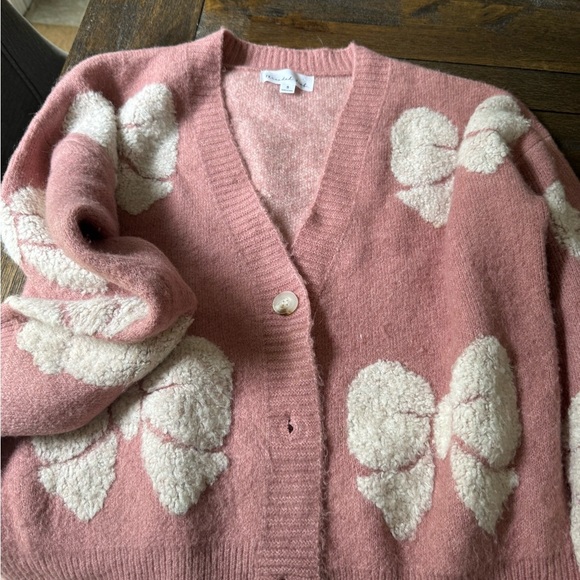 Threaded Leaf Beautiful Bow Cardigan Super Soft - Picture 3 of 4